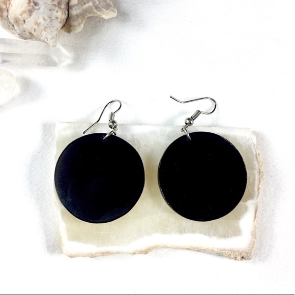 Round Shell Geometric Acrylic Earrings - Picture 2 of 4